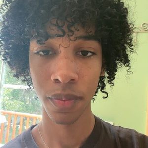 Meet your Posher, Jadiel